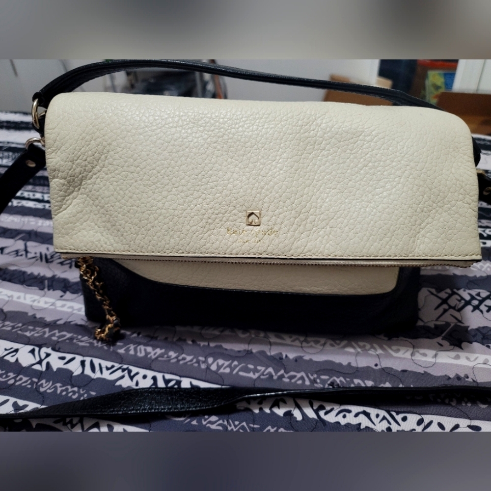Kate Spade Southport Ave Maria Fold Over Purse Pebbled Leather black beige